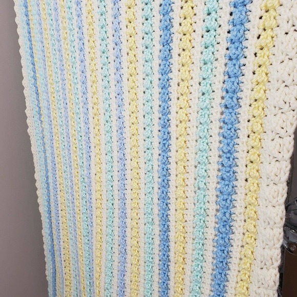 Striped Chunky Knit Baby Blanket Cozy Soft Throw - Picture 2 of 8